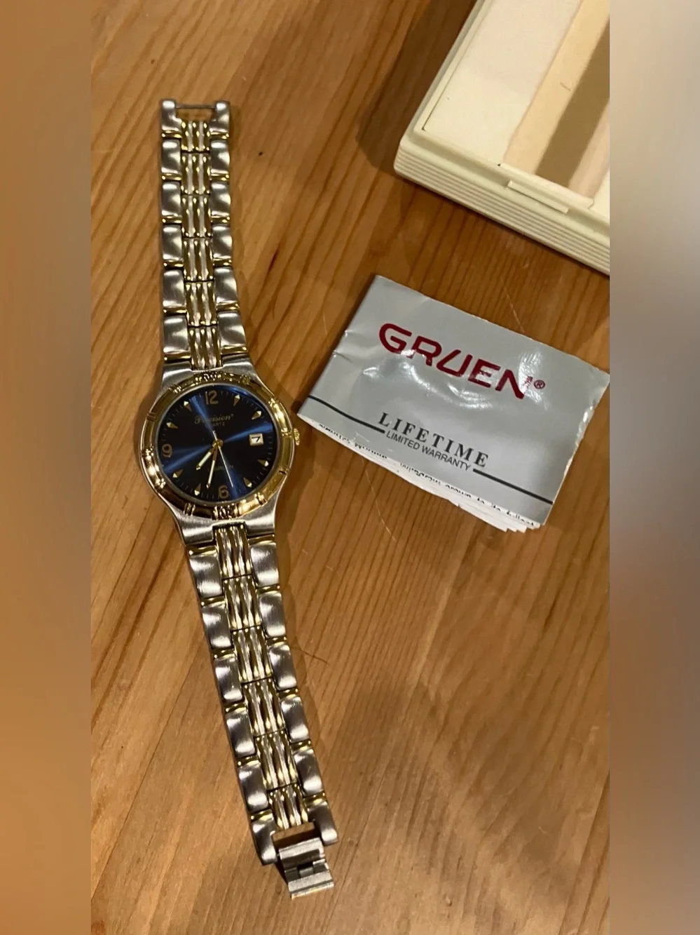 Vintage Gruen Quartz Men’s Two-Tone Blue Dial Model Watch Model GP5034. 7” EUC